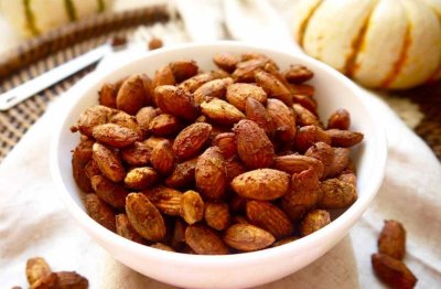 roasted almonds