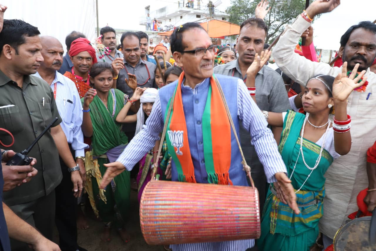 Congress has removed poverty instead of poverty: Shivraj