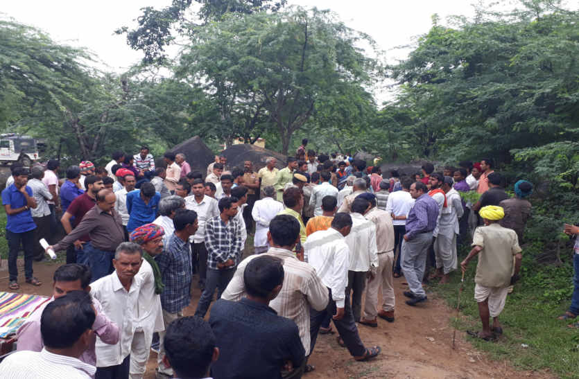 body of the wife buried in the house in bhilwara