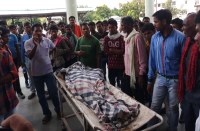 जिला अस्पताल में नहीं मिल रहा बेहतर इलाज, बढ़ती जा रही डॉक्टरों की लापरवाही