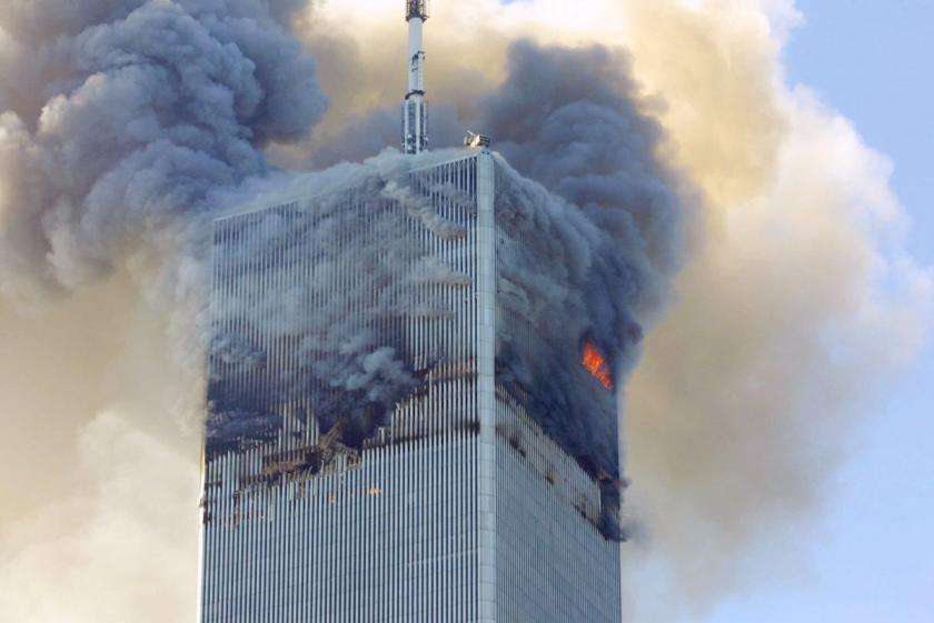 9/11 हमला: जिस हादसे ने हिला दी थी पूरी दुनिया, देखें दिल दहला देने वाले मंजर की
तस्वीरें
