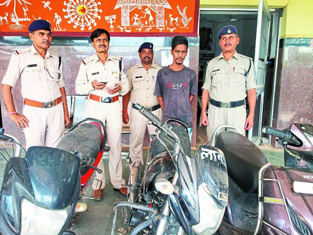 theft of Three vehicle seized in satna GRP police