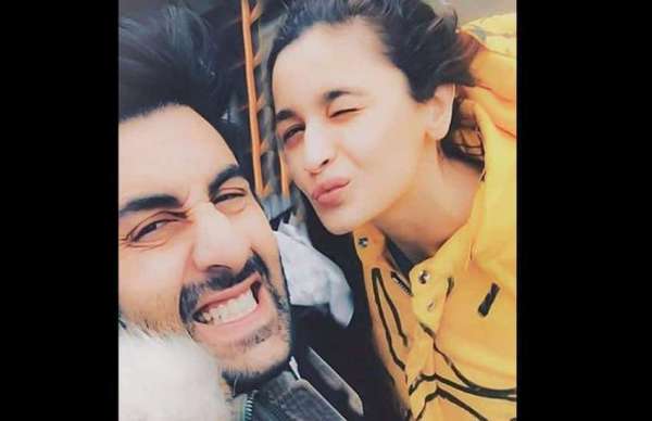 alia bhatt and ranbir kapoor cute photo viral