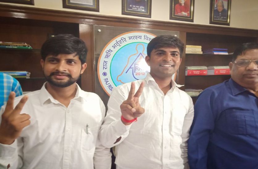 मत्स्य विश्वविद्यालय प्रशासन ने विश्वविद्यालय छात्रसंघ चुनाव के नतीजे किए घोषित, देखें वीडियो
