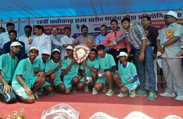Photo Gallery : राज्य स्तरीय खेल स्पर्धा का हुआ समापन, रायपुर जोन सर्वाधिक अंकों के साथ ओवरऑल चैंपियन