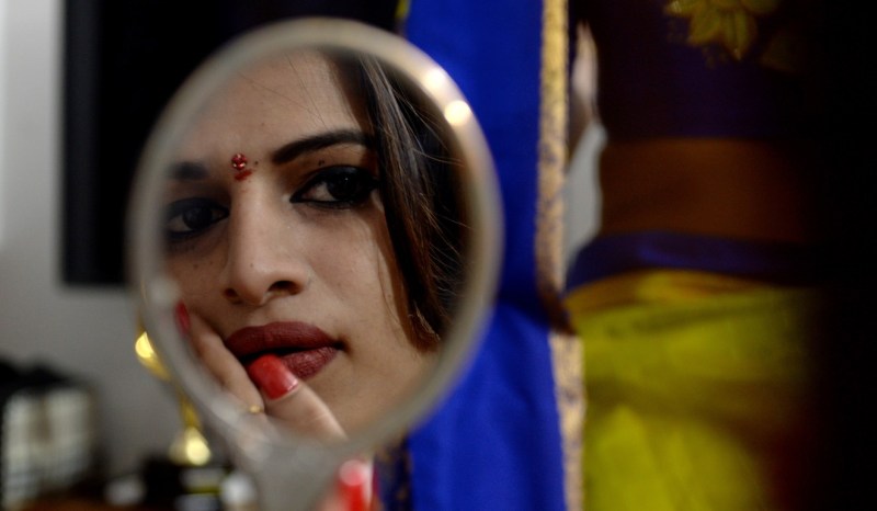 pakistan supreme court will provide job for two transgenders