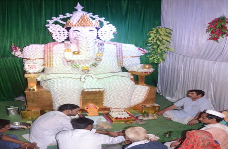 Ganapathi Wappa Morea wakes up with shouts of joy