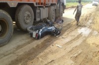 Truck crushed women