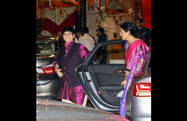 bollywood celebrities at ambani ganesh pooja latest photos