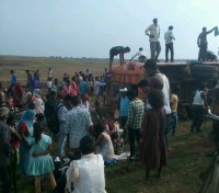 Uncontrolled passenger bus reverses bus, 25 injured