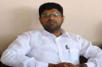 देवीलाल के सहारे अपना कॉडर खड़ा करेंगे दुष्यंत चौटाला