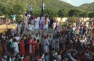 दो हजार कार्यकर्ताओं के साथ पहुंचे विधायक ने सरकार पर लगाए गंभीर आरोप,