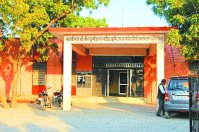 दो साल से कृषि उपज मंडी समिति की कुर्सियां खाली