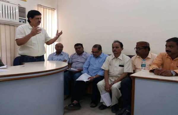 बीएचयू से बाहर एम्स के लिए बड़ी जुटान