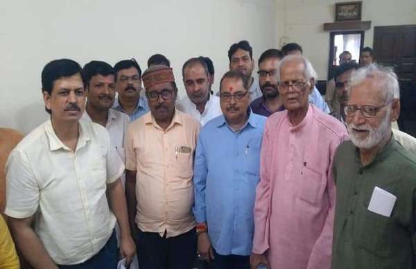 बीएचयू से बाहर एम्स के लिए बड़ी जुटान