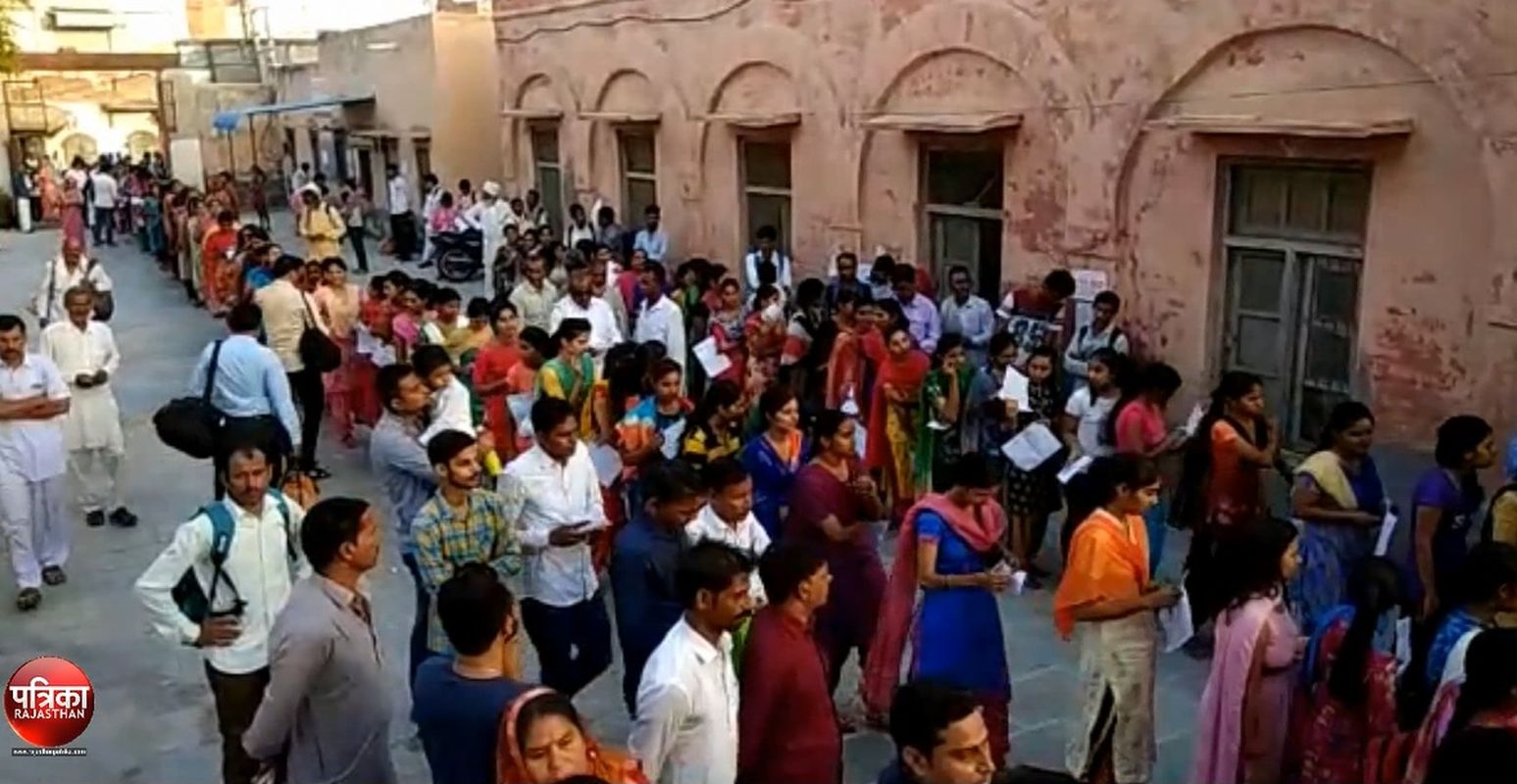 एलडीसी भर्ती परीक्षा : पहली पारी की परीक्षा हुई शुरू , देखिये वीडियो