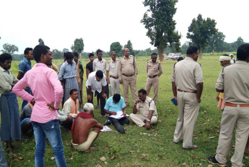 Forest and police team on the spot