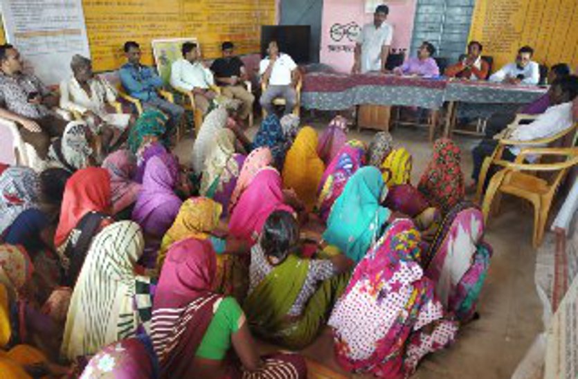 Discussion of development of Badwara constituency