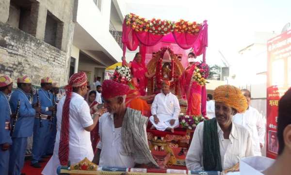 beautiful pics of rathyatra