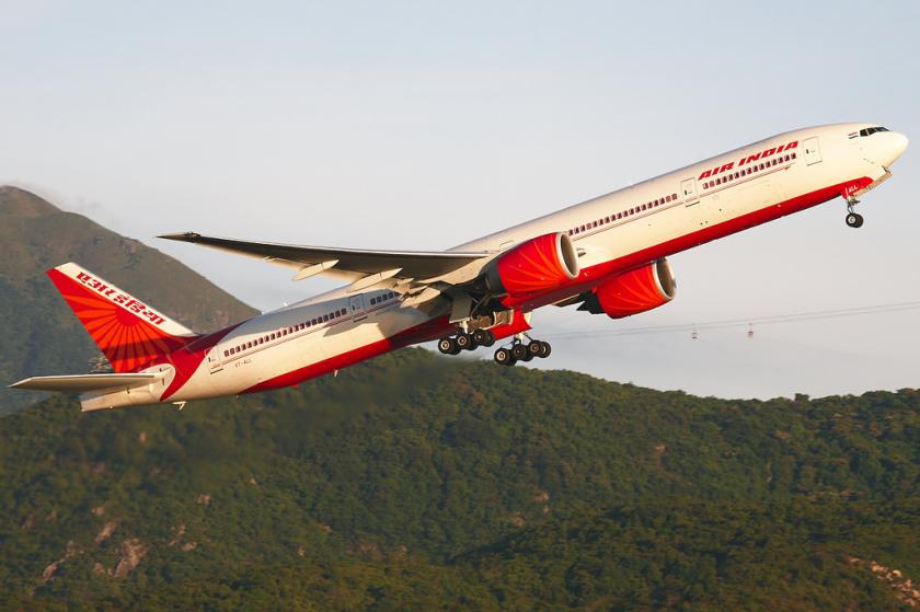 air india pilots atc saved lifes of 370 passenger after system failure