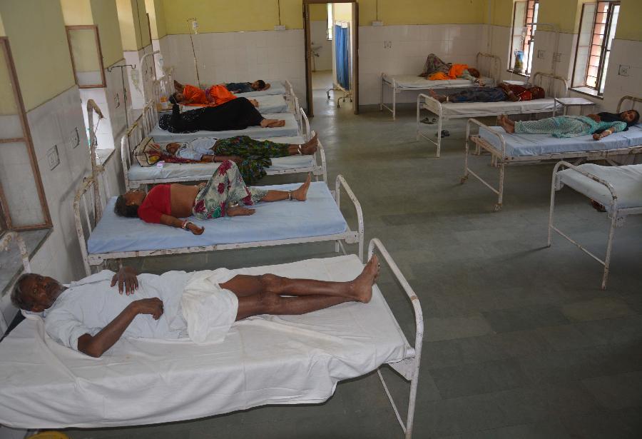 बूंदी जिले के नैनवां में ऐसा क्या हुआ जो दो घंटे में ही अस्पताल में भर्ती हुए 50 से अधिक जने… जानने के लिए पढि़ए यह खबर