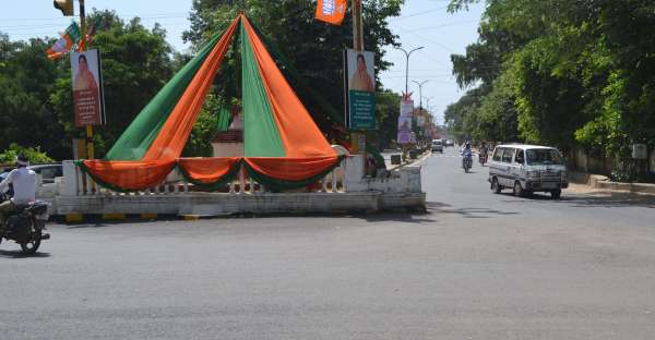 Cm Raje In Alwar Photos Of Decorated Alwar City before cm raje's yatra