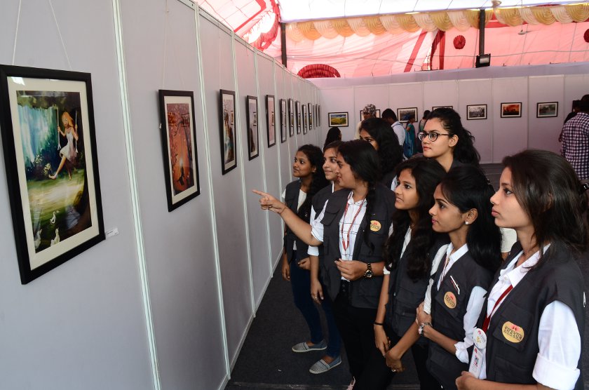 Art exhibition showed enthusiasm in Shasun culture