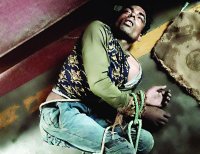 elderly lady caught home thief in satna