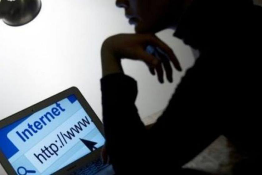 China shuts 4000 harmful websites in clean-up campaign