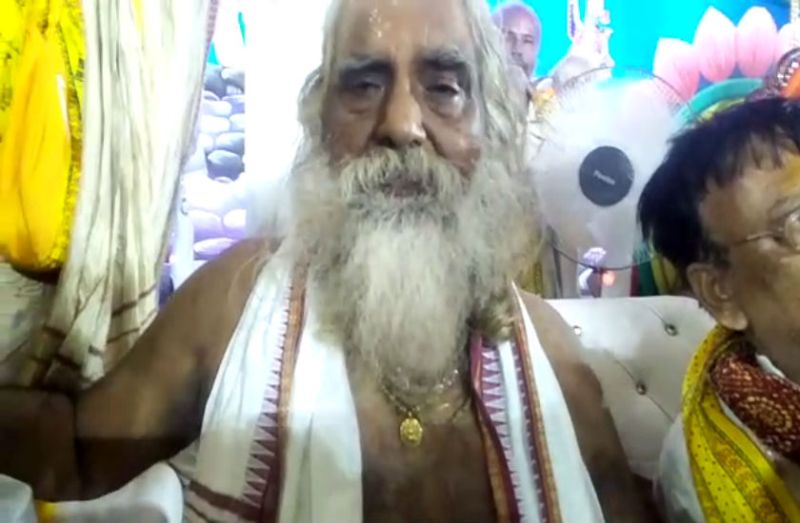 नृत्य़गोपाल दास