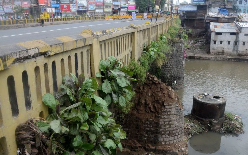 bridge in city break