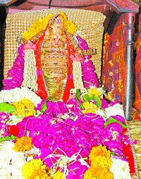 माता राणी भटियाणी दरबार में उमड़ा श्रद्धालुओं का सैलाब