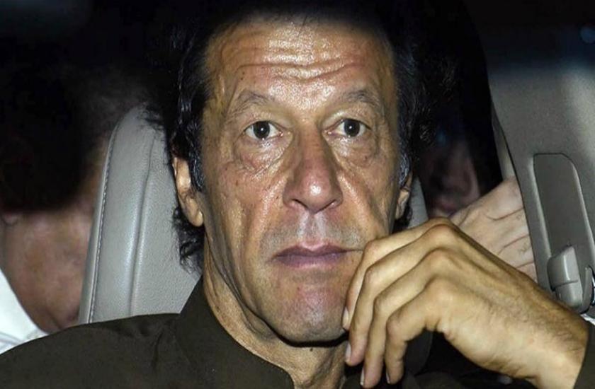 Imran khan being criticised by opposition parties in pakistan