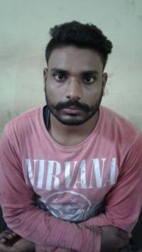 young-man-reached-the-police-station-by-killing-uncle