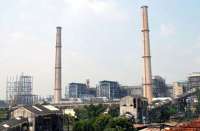 इस संयंत्र में काम करने वाले 90 अधिकारियों व कर्मचारियों का तबादला