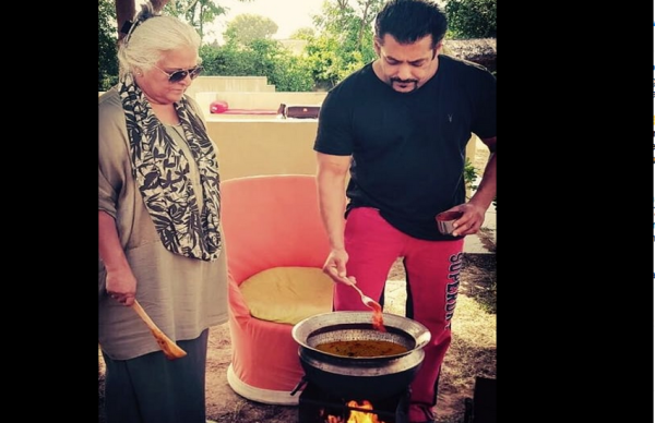 जयपुर में शेफ बने सलमान खान, चूल्हे पर पकाया खाना, देखें तस्वीरें