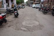 सीवरेज लाइन बिछाई, सड़क मरम्मत भूले