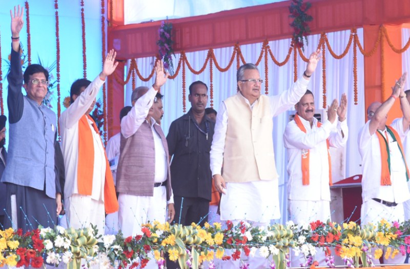 कोरबा से राजधानी तक इंटरसिटी एक्सप्रेस चलाने की घोषणा होते ही तालियों की गडग़ड़ाहट से गूंज उठा सभास्थल, गोयल ने ये भी कहा...