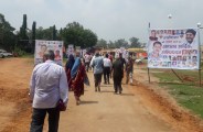 Video Gallery : मंत्री जी को सुनने विभिन्न क्षेत्रों से पहुंच रहे लोग