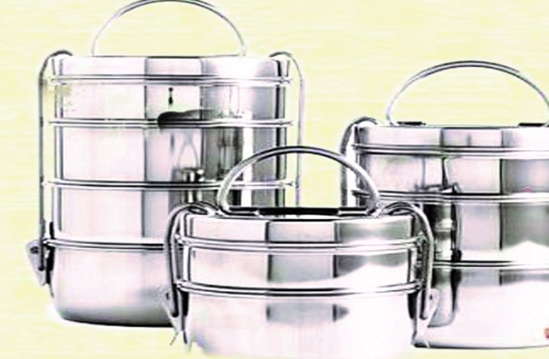 मनरेगा : 1.76 लाख पंजीकृत परिवार, टिफिन मिलेगा 25 हजार को, जानें क्यों डेढ़ लाख परिवार योजना के लाभ से रह जाएंगे वंचित