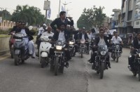 राज्य में प्रोटेक्शन एक्ट लागू करने की मांग को लेकर अधिवक्ताओं ने निकाली बाइक रैली, समर्थन में की गयी नारेबाज