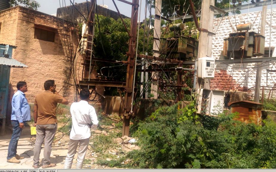 Electric poles started to be equipped in bilara