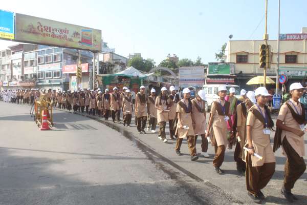 Ajmerites participate in patrika's road safety campaign