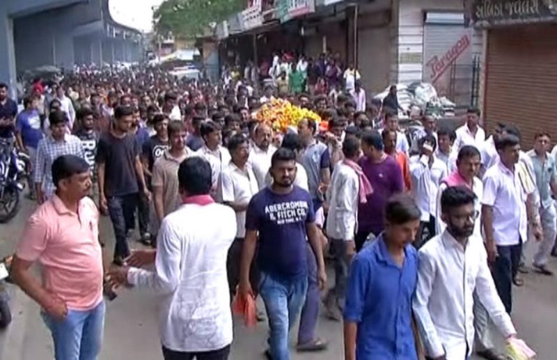 Five youth death in Saraspur, business shut down