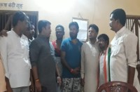 तीन कांग्रेसी सभा स्थल से गिरफ्तार