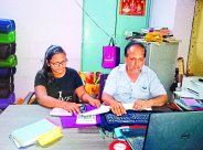 बेटियां बेटों की तरह पढ़ें व आगे बढ़ें, हर क्षेत्र में सफलता के झण्डे गाड़े
