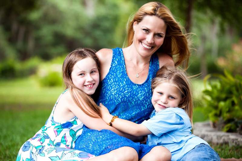 app, mom, child, school, saftey, america