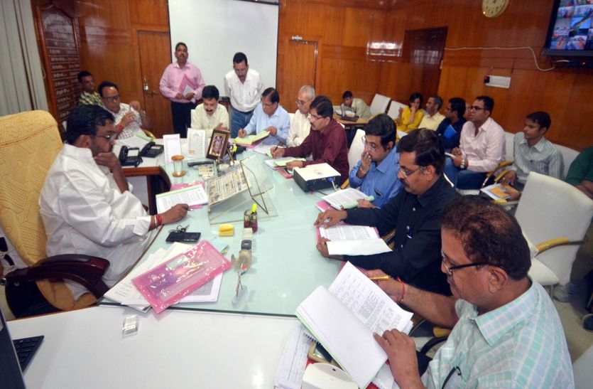 Make 'New Jodhpur', solve problems first