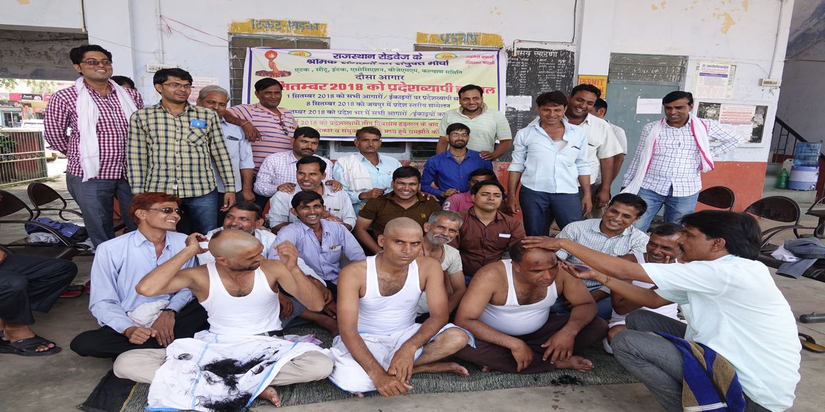 Roadways employees protest by protesting