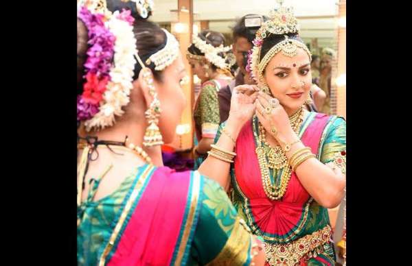 hema malini daughter esha deol latest photos as sita dance ballet